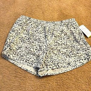 Old Navy medium shorts